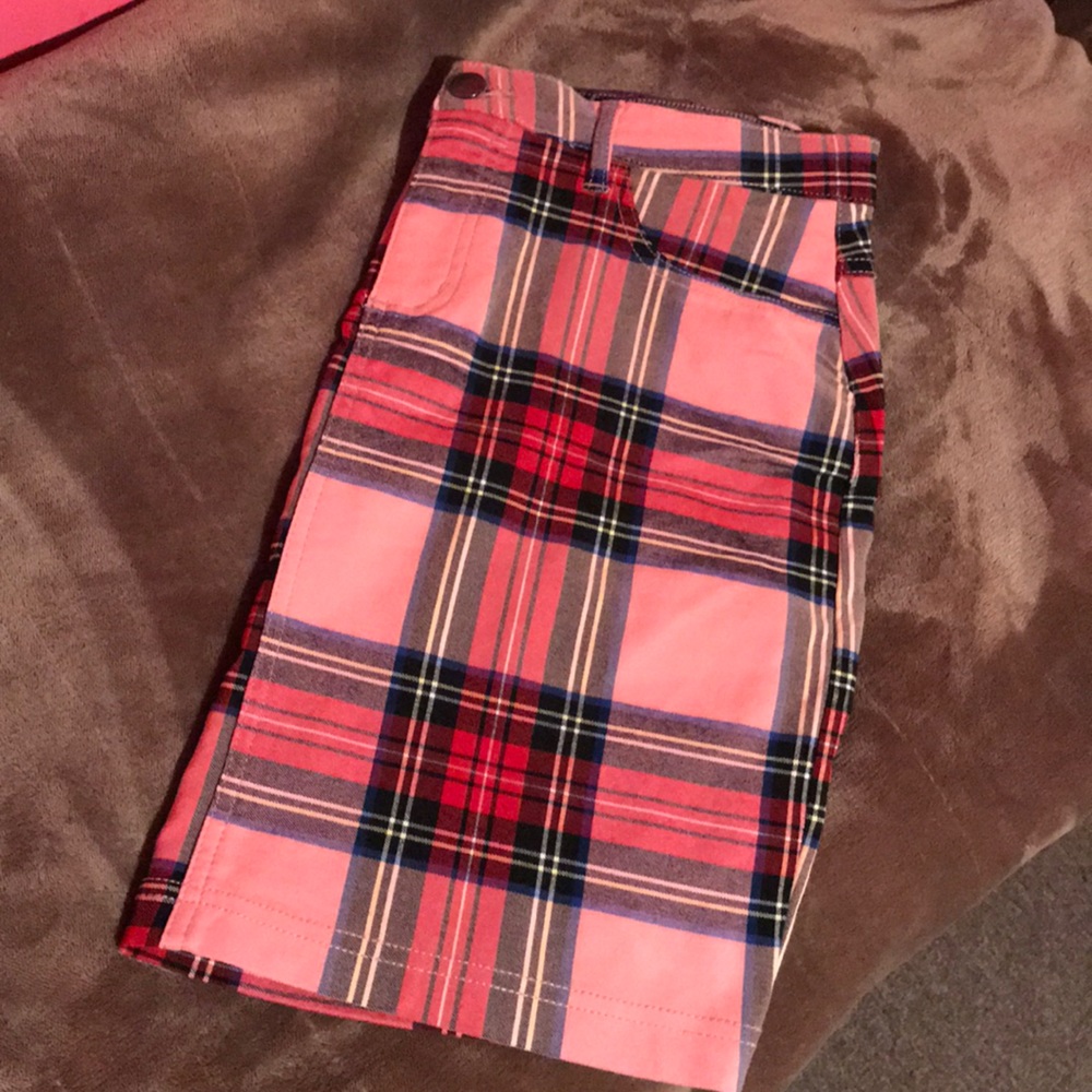 Picked wrong size, never worn